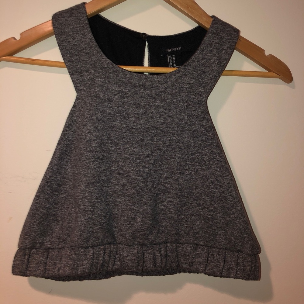 sporty grey crop top